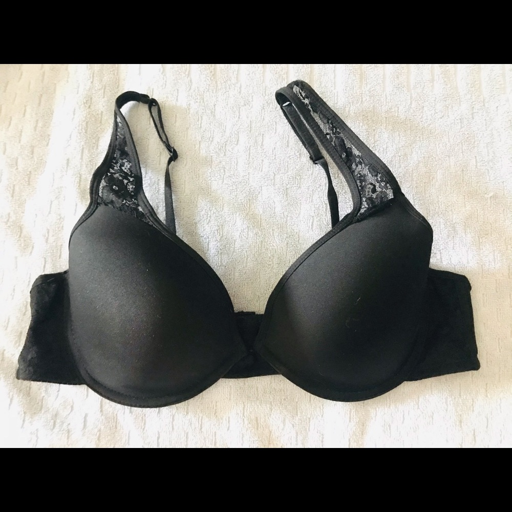 IZOD bra black size 38C